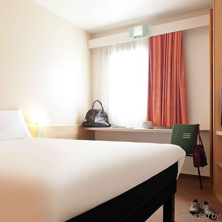 B&B Hotel Bordeaux Merignac Cadera Aeroport Bagian luar foto