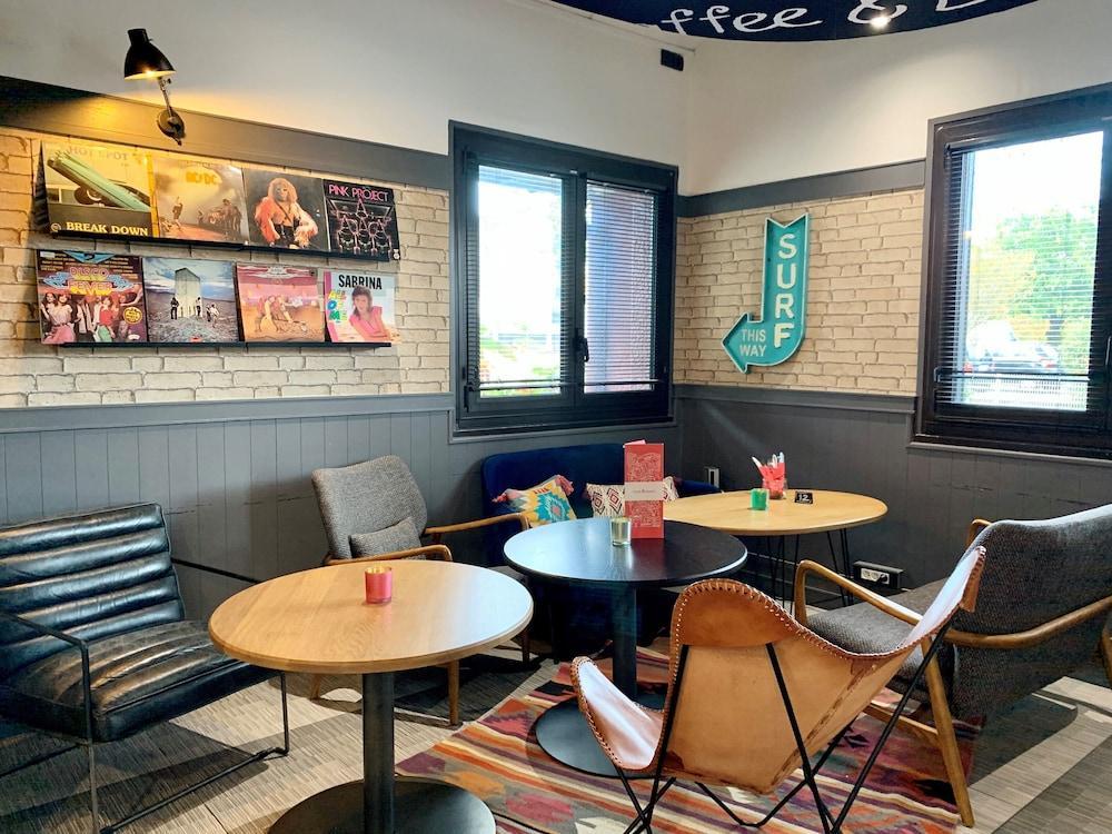 B&B Hotel Bordeaux Merignac Cadera Aeroport Bagian luar foto